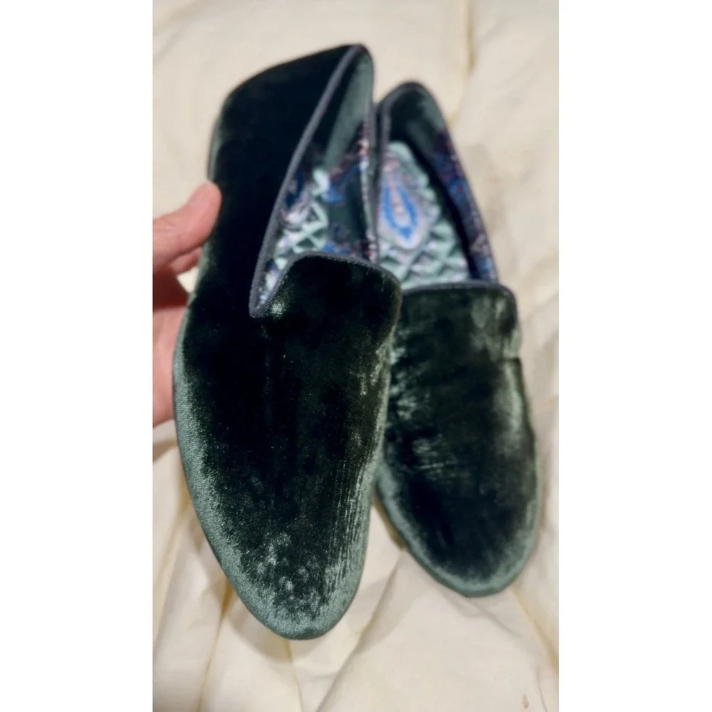Birdies starling Green velvet  flats slip on loafer Size 7.5